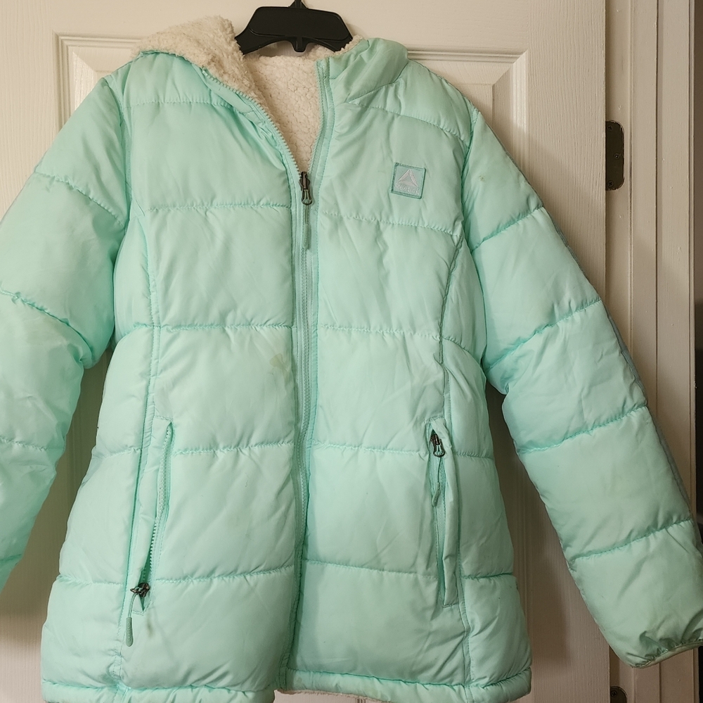 Girls Reebok Puff Jacket - Picture 2 of 3